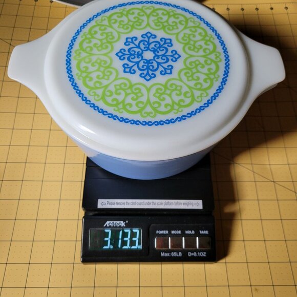 Vintage Ocean Filigree 2.5 Qt. Pyrex Casserole Dish with Blue & Green Floral Lid